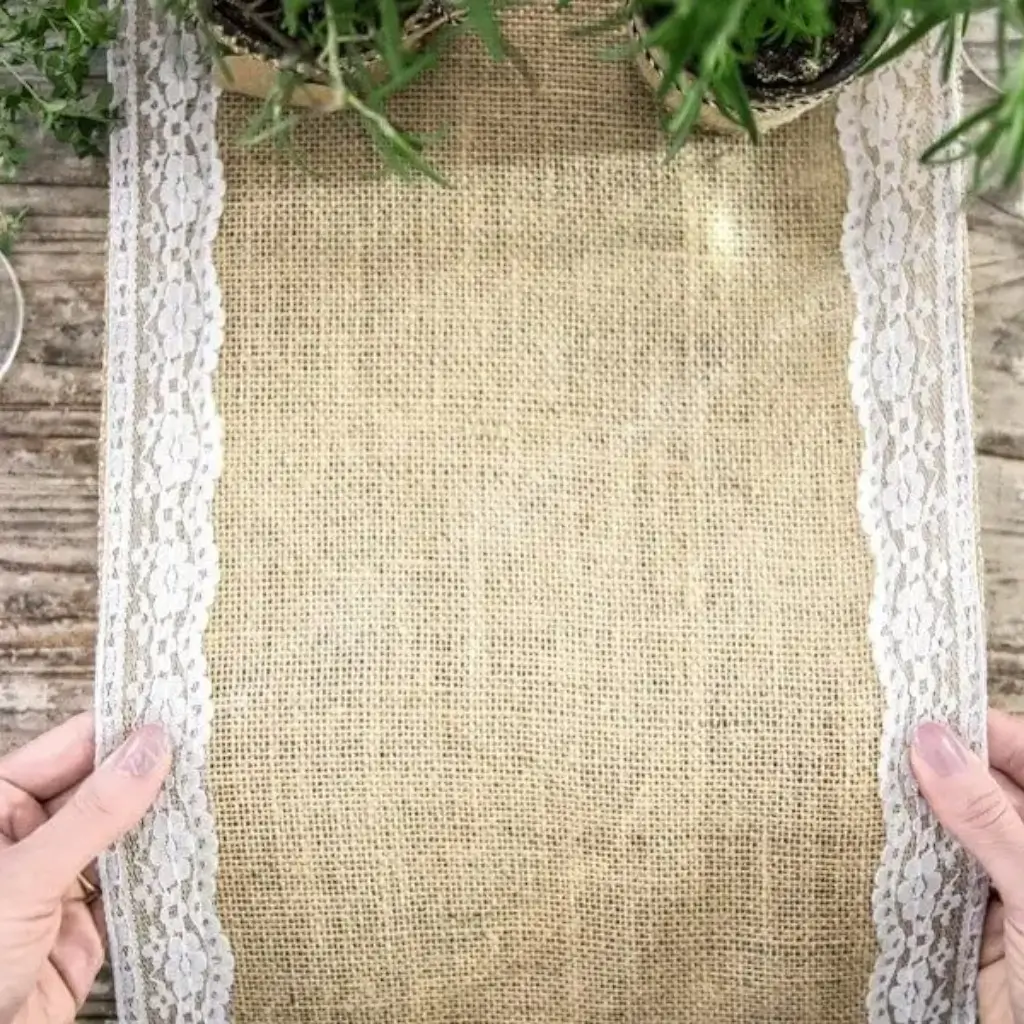 Tischläufer aus Jute-Segeltuch 2m75