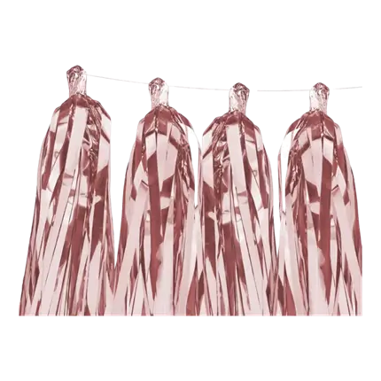 Roségoldene Quastengirlande mit 12 Pompons