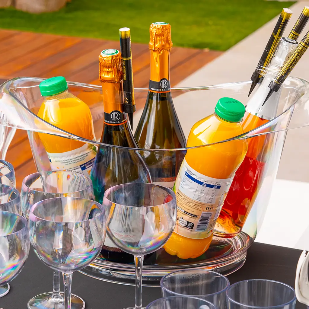 Transparente Riesenwanne - Eiscreme/Champagner