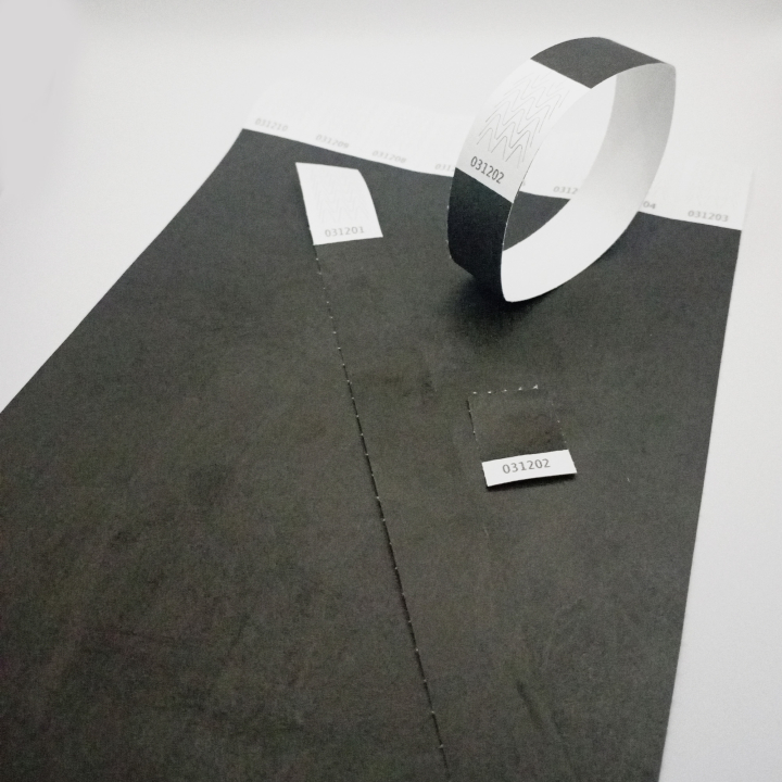 Tyvek® Black Wristband Unmarked Paper