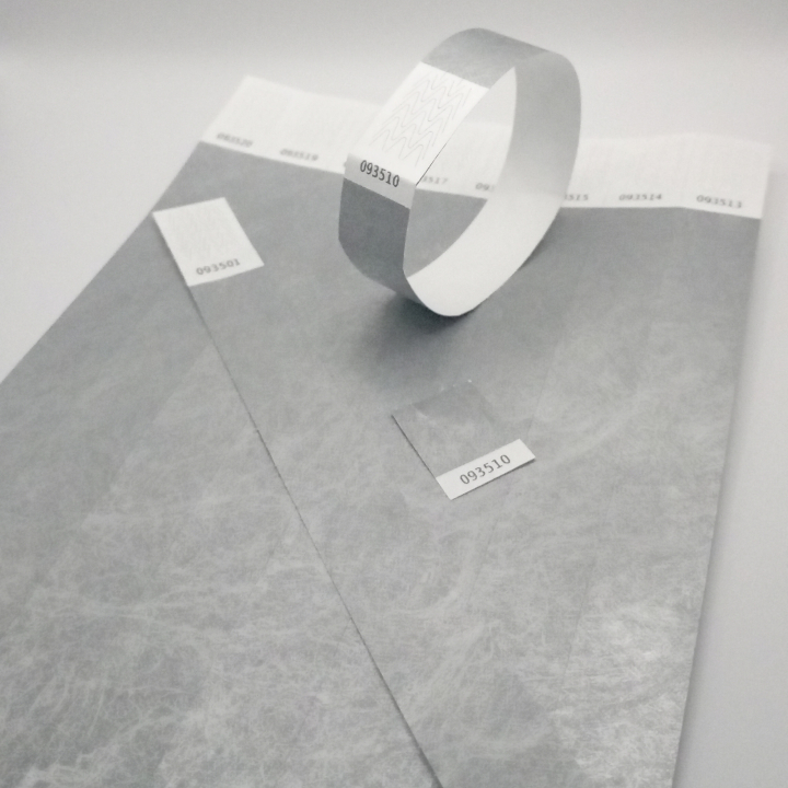 Tyvek® Silberpapier-Armband ohne Markierung