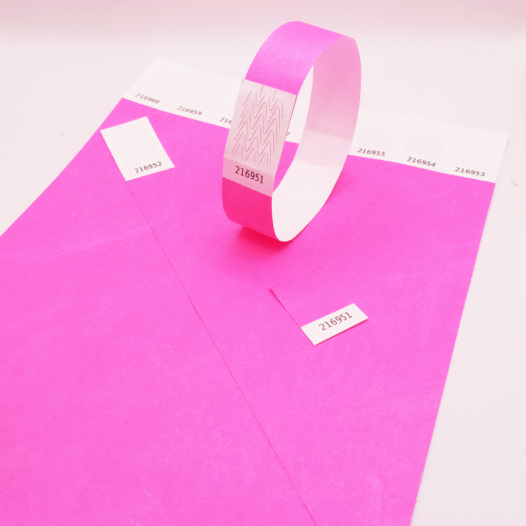 Neonpinkes Papier-Tyvek®-Armband ohne Markierung