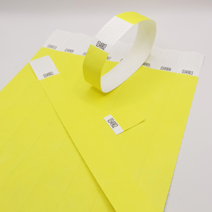 Neongelbes Papier-Tyvek®-Armband ohne Markierung