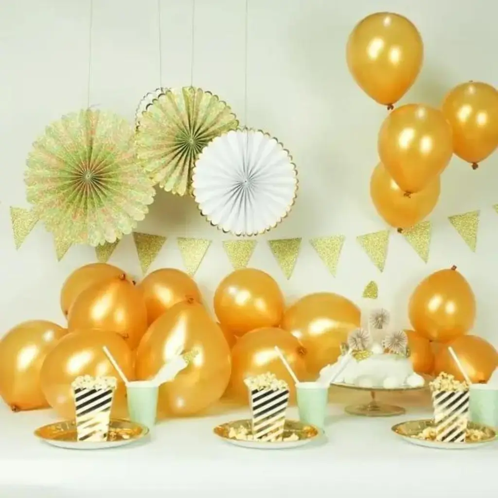 Illooms® LED-Luftballons aus Latex - Gold