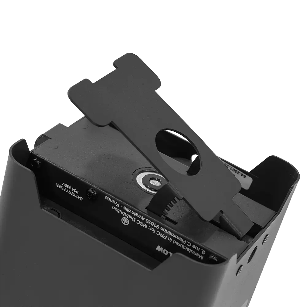 LED-Scheinwerfer „IZY Glow Set“ Mac Mah – 6×15W RGBWA-UV, kabelloses DMX, wiederaufladbar