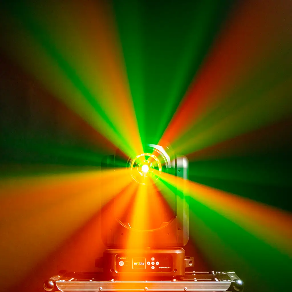 Paket mit 2 Hybridprojektoren 350 W im Flightcase - Fusion 350 BSW Set Evolite - Beam, Spot & Wash intelligent