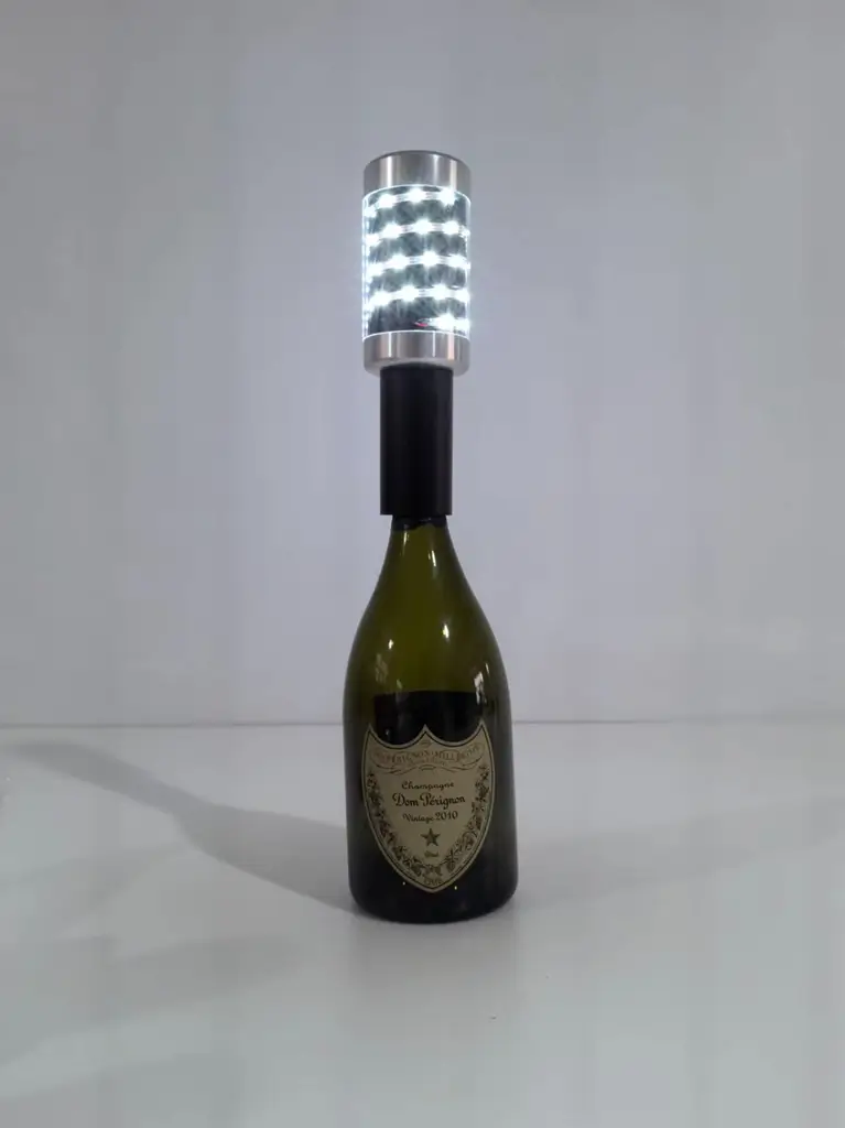 LED-Stock Flasche "Granate" Schwarz, 24 cm - Wiederaufladbar