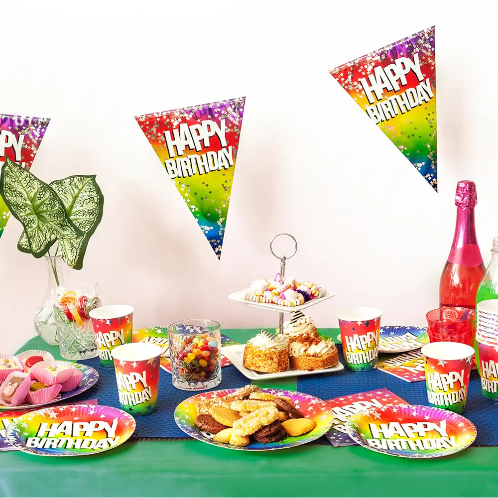 Set mit 10 Rainbow-Papiertellern 'Happy Birthday' (XL)