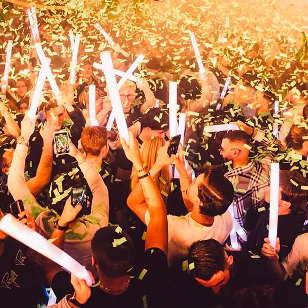 Set von 30 LED-Leuchtstäben Mehrfarbig