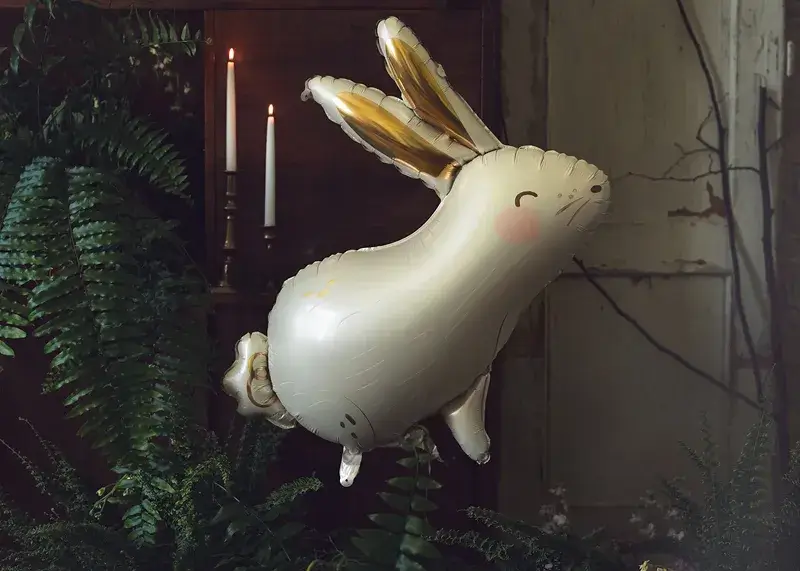 Aluminiumball Hase, 67 x 88 cm