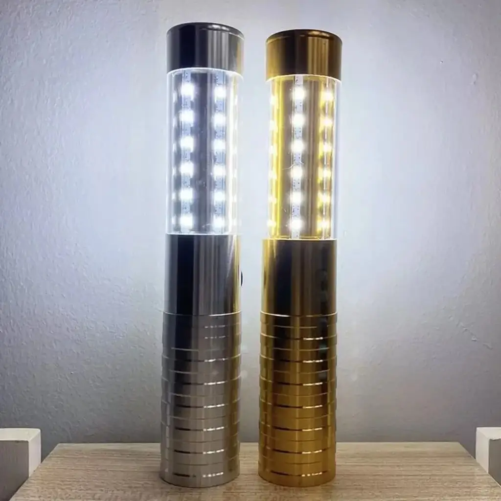 2er-Set LED-Stäbe für Flaschen „V.I.P.“ in Silber