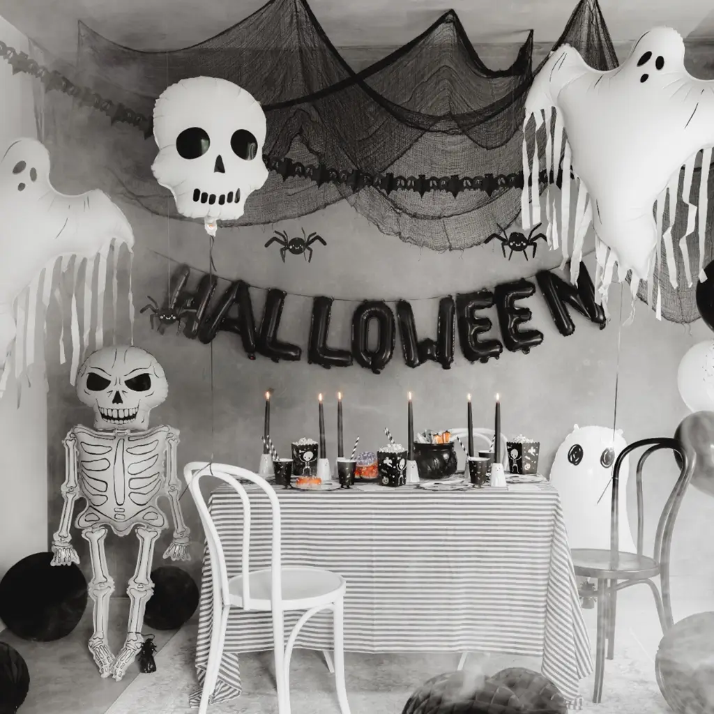 Aluminium-Ballon „Geist“ mit Fransen, 93 x 86 cm – Halloween-Dekoration