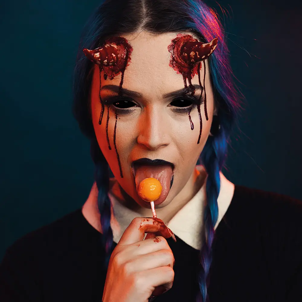 Kontaktlinsen „Schwarze Untoten-Augen“ – Halloween-Kontaktlinsen