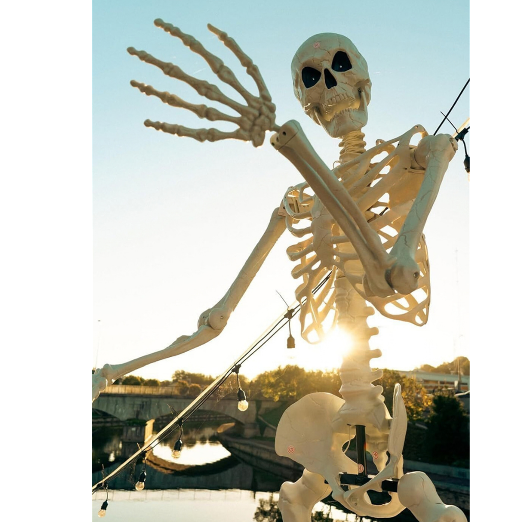 Leuchtendes Riesenskelett, 3,18 m – XXL-Halloween-Dekoration